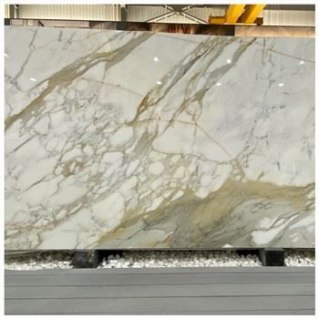 Мармурова плита Calacatta Borghini
